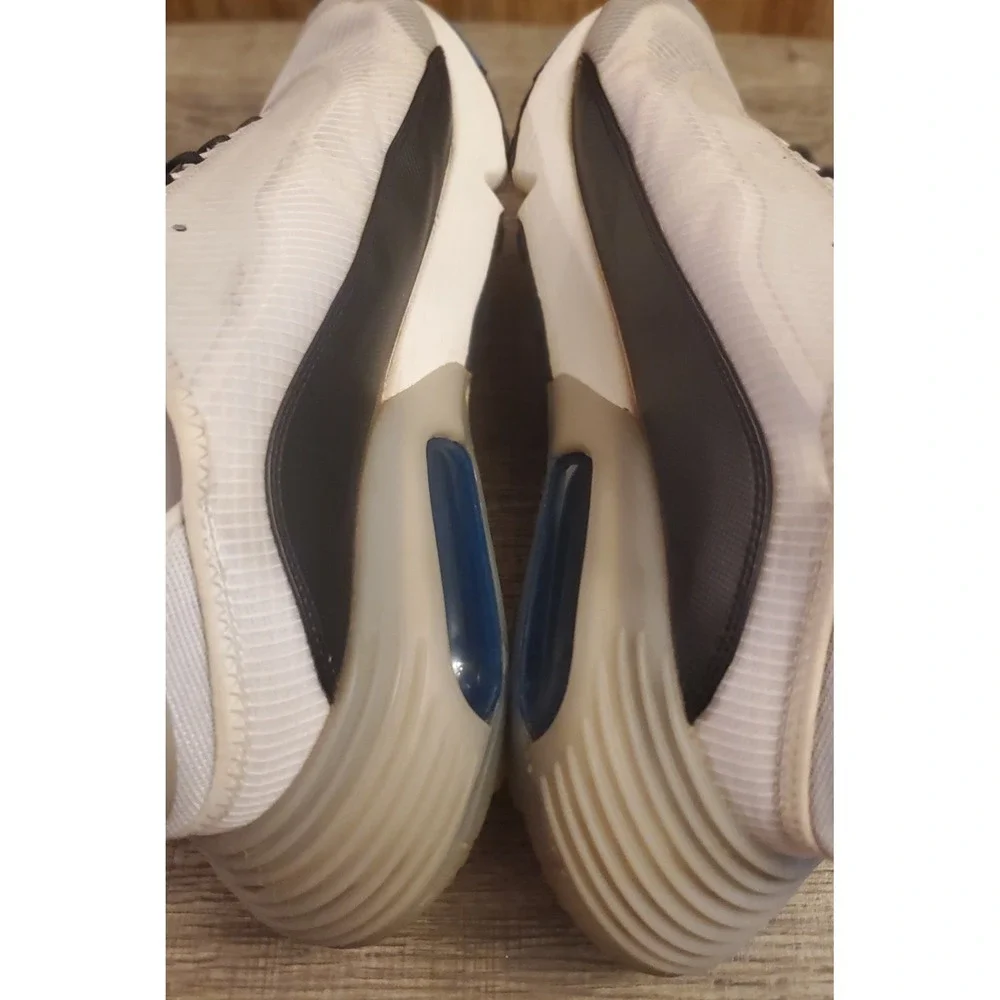 Nike Air Max 2090 Running Shoes Men's Size 11‎ White